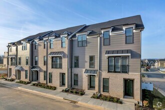 Building Photo - 453 Fennel Rd