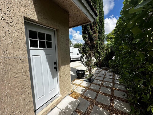 Foto del edificio - 16176 SW 143rd St