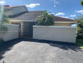 Building Photo - 4526 SW 143rd Ct W