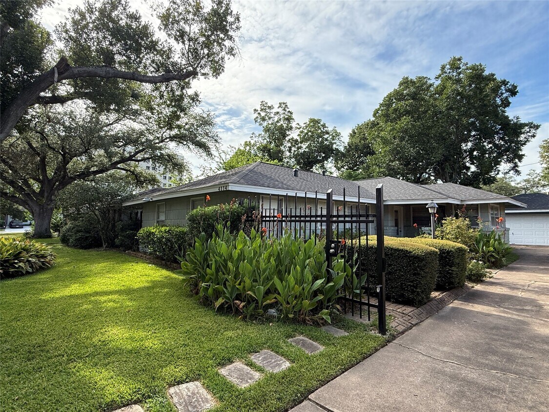 Foto principal - 4114 Norfolk St