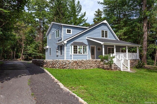 Foto del edificio - 2515 Garden Ln