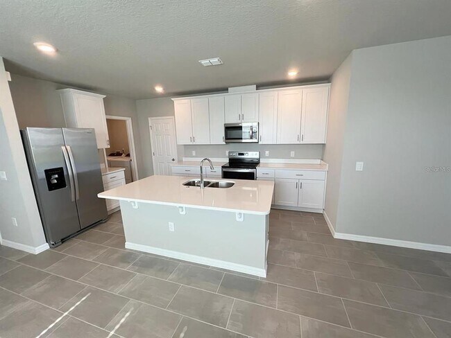 Foto del edificio - 820 Rivers Crossing St