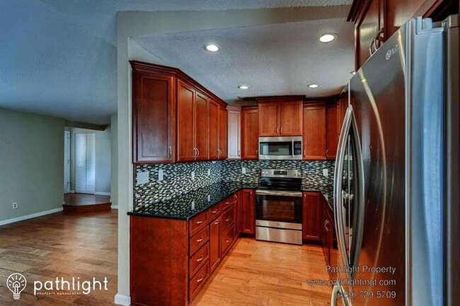 Building Photo - 8963 107th Avenue North, Largo, FL, 33777