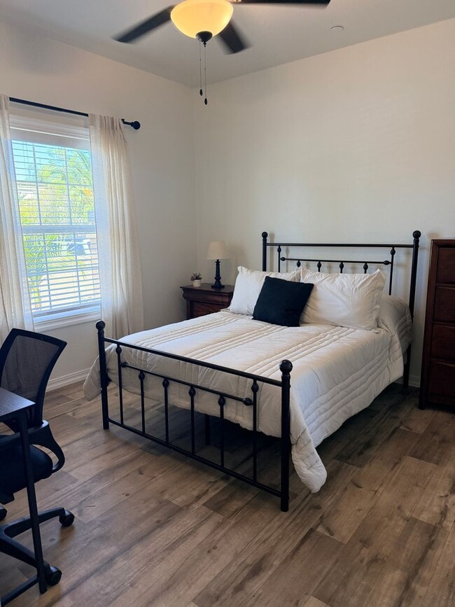 Building Photo - 3 Bedroom | 2 Bathroom in El Cajon
