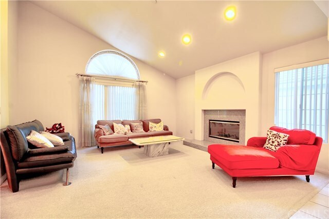 Foto del edificio - 429 W Woodruff Ave