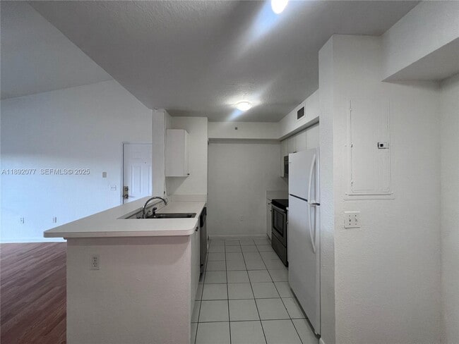 Building Photo - 15480 SW 284th St