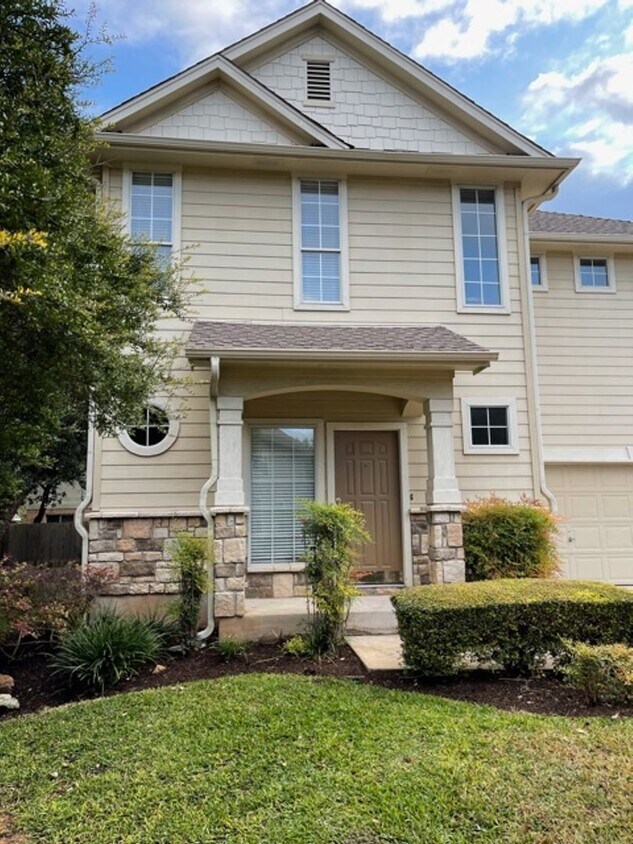 Highly Desirable Condo/Townhome- Courtyar... - Highly Desirable  Condo/Townhome- Courtyar...