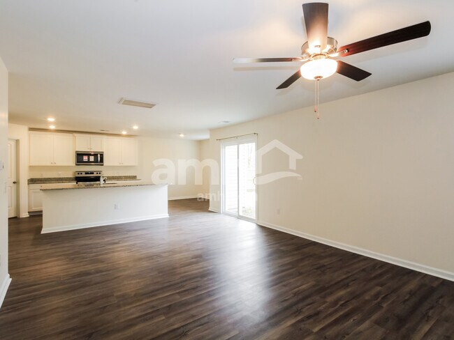 Foto del edificio - 1393 John Swann St