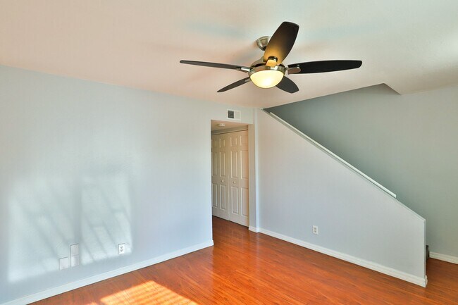 Building Photo - 1750 E Mateo Cir