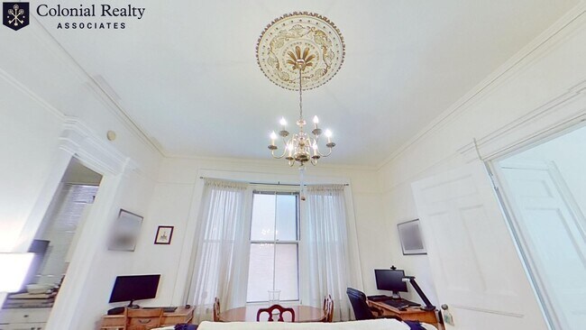 Foto del edificio - 170 Commonwealth Ave