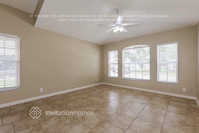 Foto del edificio - 3323 70th Ct E