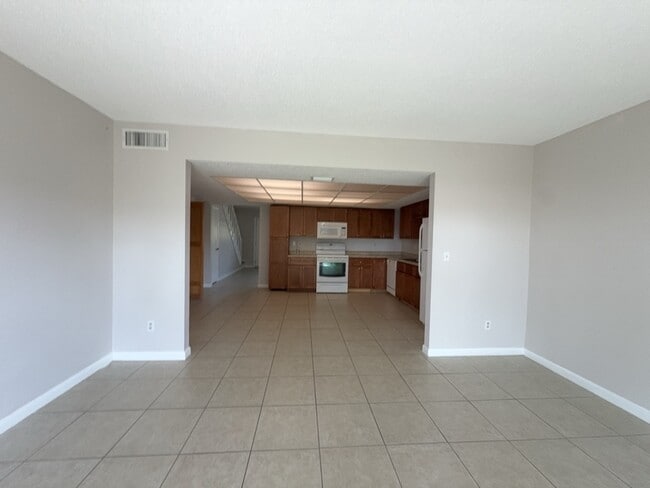 Building Photo - 1454 Trotter Rd