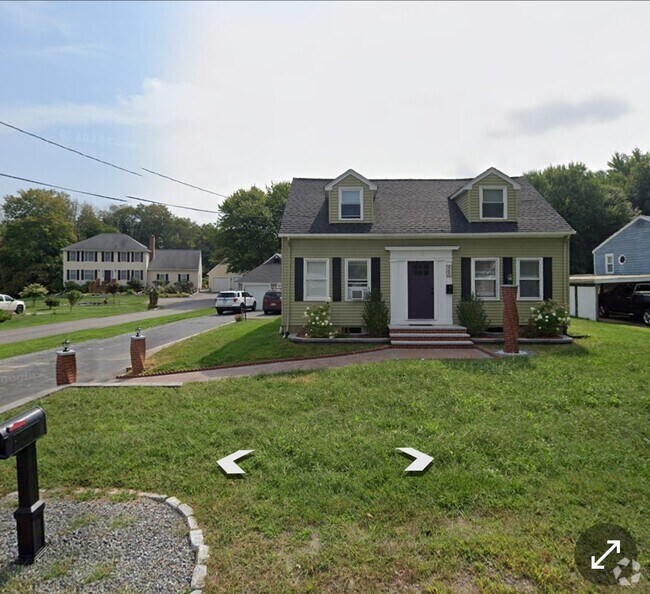 Apartments For Rent in Holliston MA with Hardwood Floors 1 Rentals