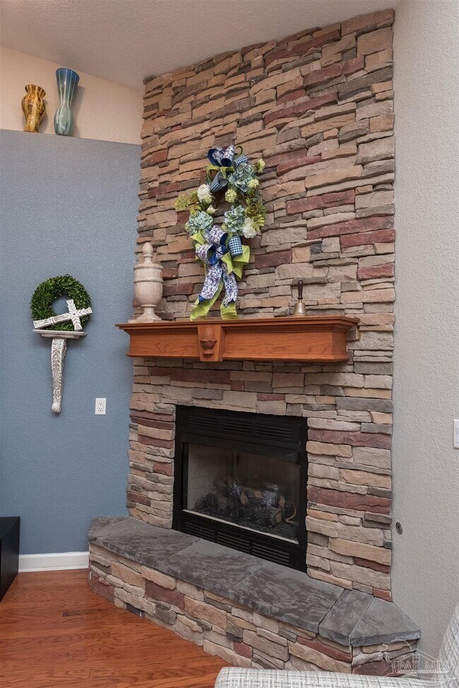 Building Photo - 5070 High Pointe Dr