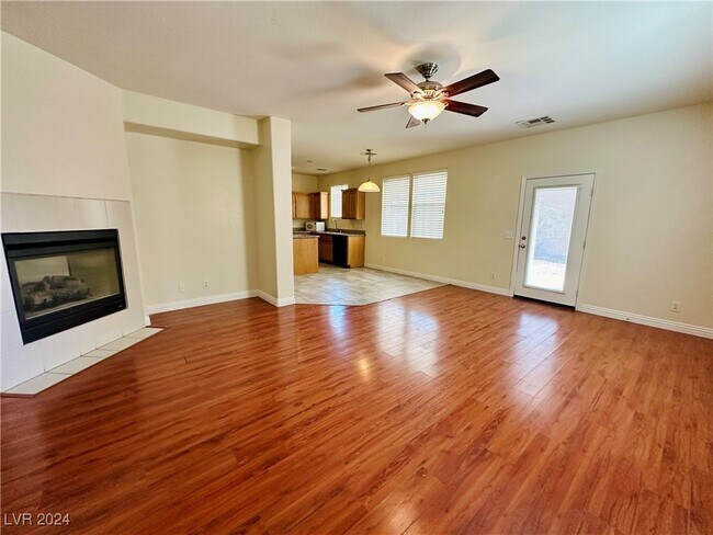 Building Photo - 8830 Palm Creek Ct