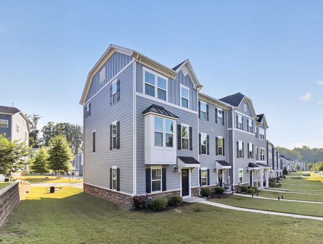 Building Photo - 10840 Overlook Mountain Dr
