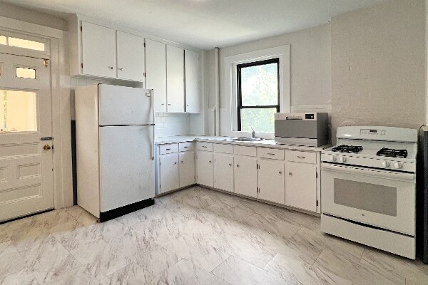 Foto del edificio - 44 Cedar St