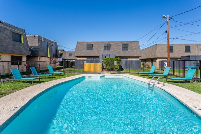 Piscina - Aqua 16 Apartments