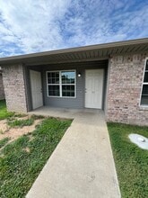 Building Photo - 314a Cole St