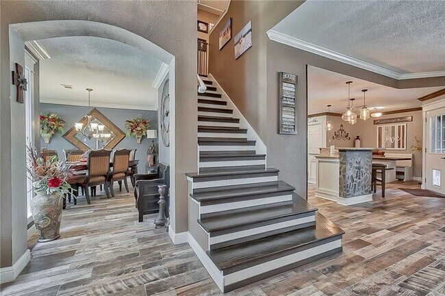 Foto del edificio - 5829 Sycamore Bend Ln