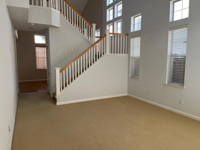 Building Photo - 505 Osprey Dr