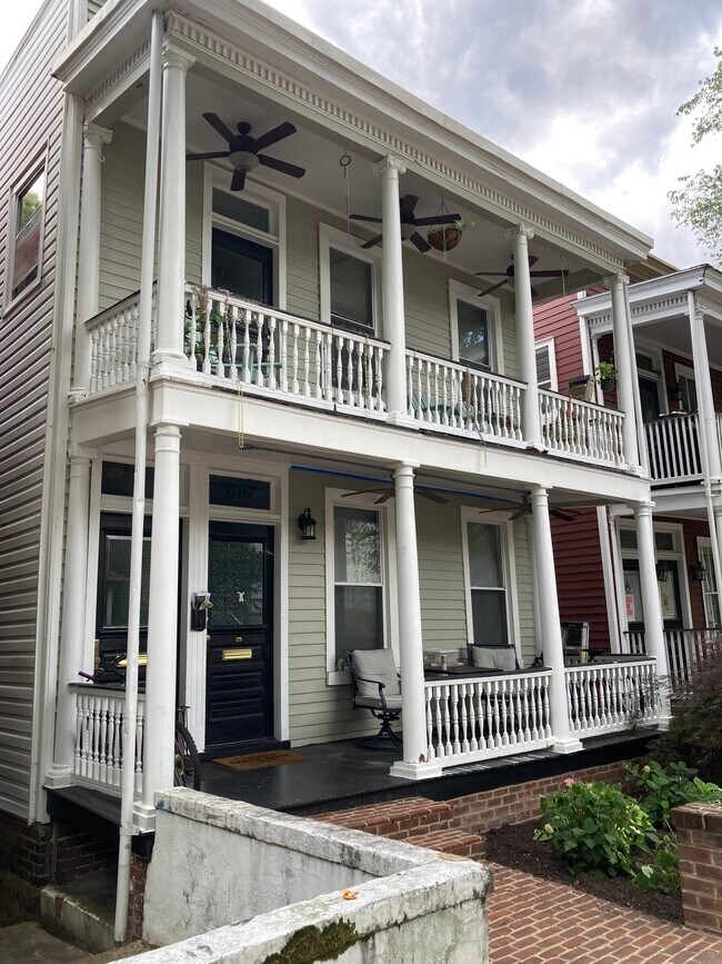 Building Photo - 616 S Laurel St