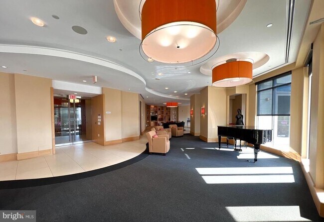 Building Photo - 155 Potomac Passage