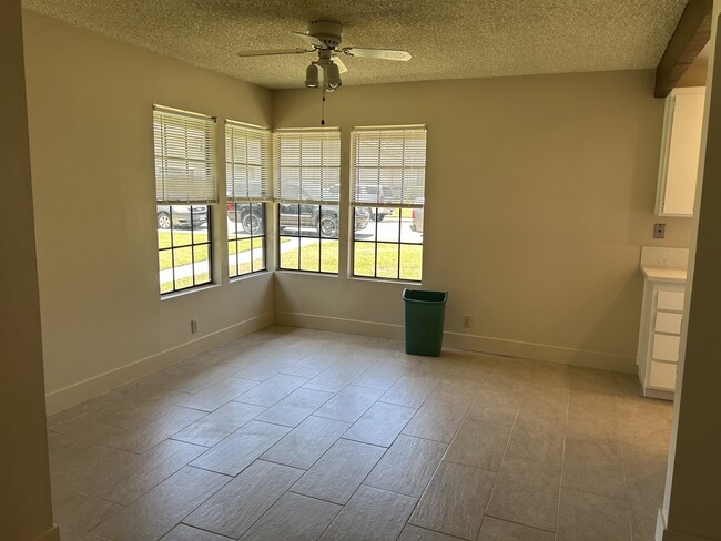 Building Photo - 23022 Village Dr
