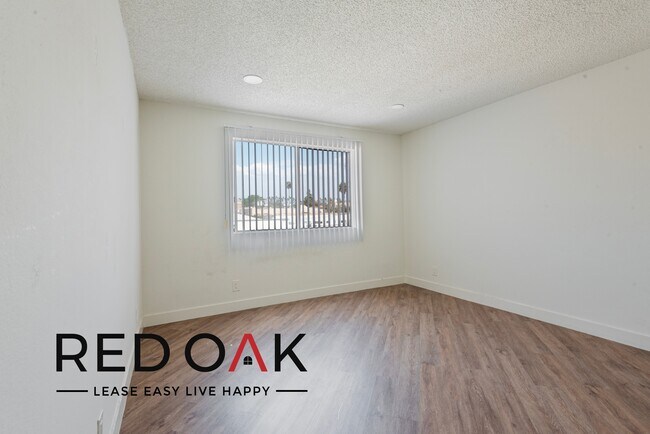 Foto del edificio - 310 S Kenmore Ave