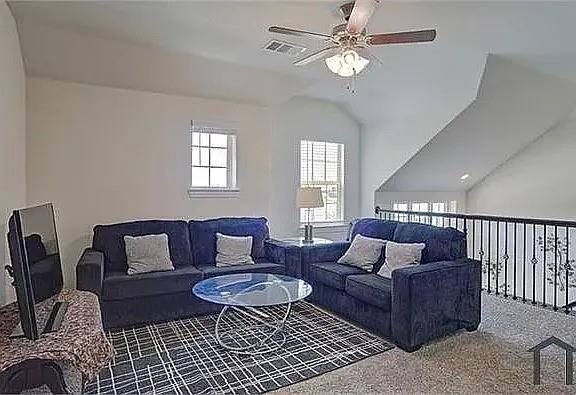 Building Photo - 11205 Blaze St