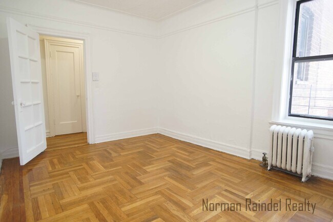 Foto del edificio - 1610 43rd St