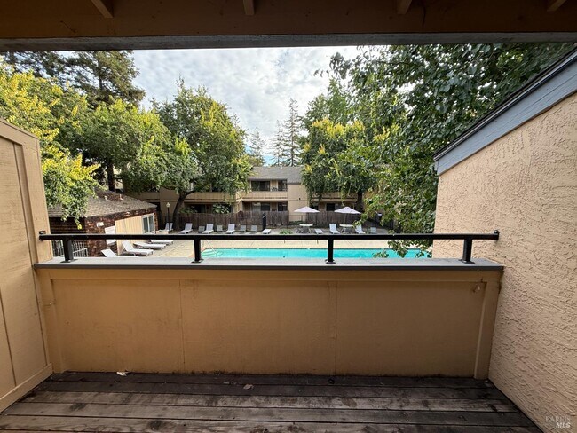 Foto del edificio - 2161 Northwood Cir