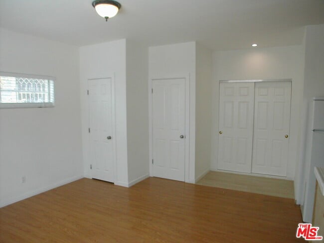 Foto del edificio - 5822 Harold Way