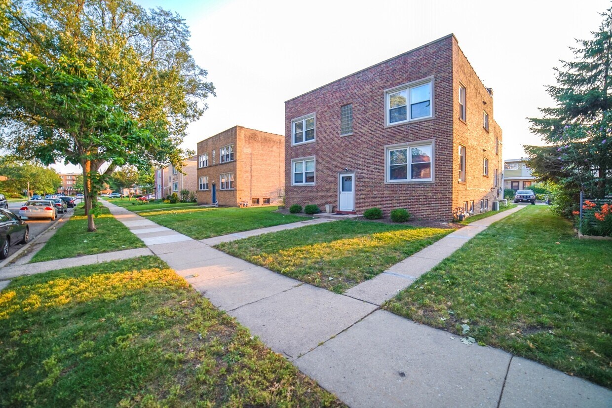 Primary Photo - 8918 Lavergne Ave