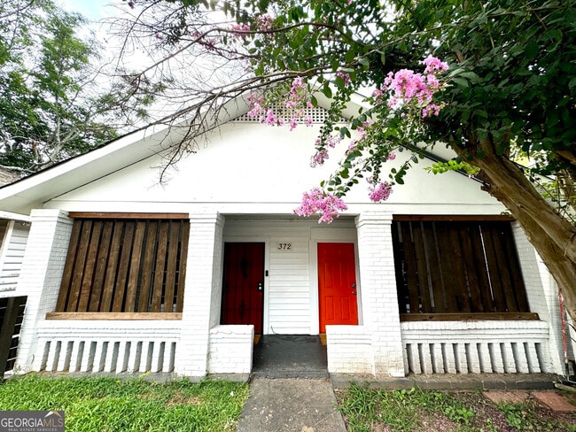 Building Photo - Room in Single Family Home on Griffin St NW