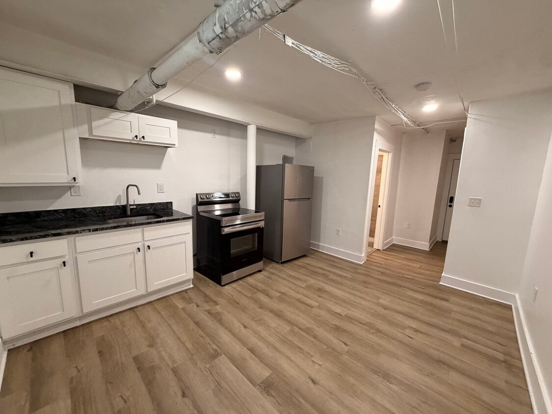 Photo - 14148 Superior Rd (Cleveland Heights, OH)