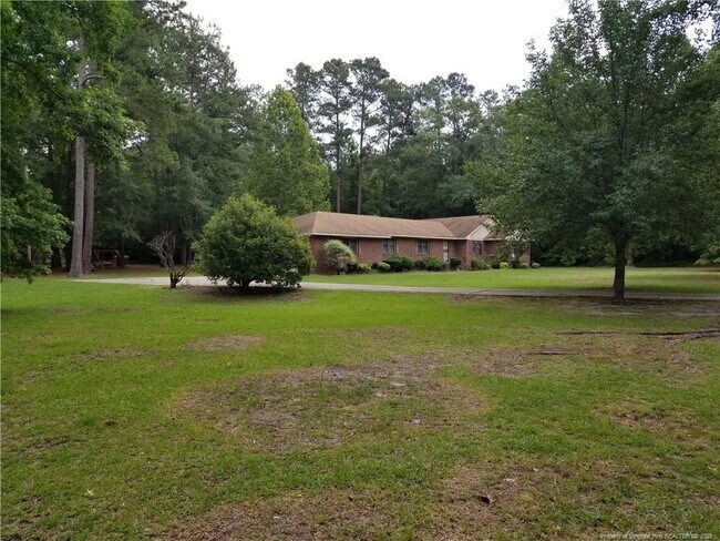 Foto del edificio - 2857 Cedar Creek Rd