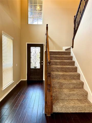 Foto del edificio - 209 Red Hawk Pl