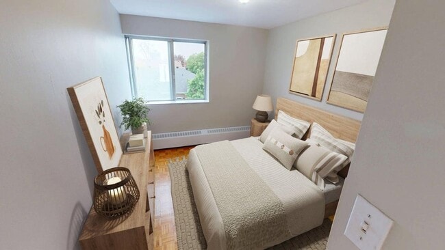 Interior Photo - 255 Stewart