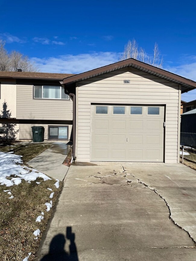 Building Photo - 2379 Mahogany Cir