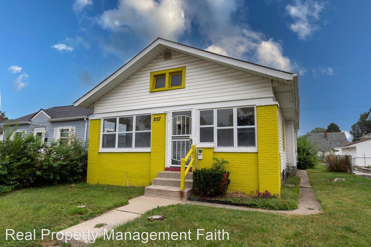 Primary Photo - 2 br, 1.5 bath House - 2017 Koehne St