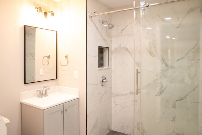 Foto del edificio - 1212 E 59th St