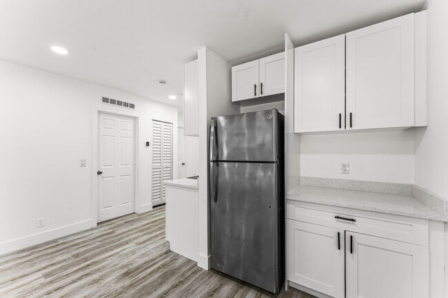 Foto del edificio - 134 SW 14th Ave