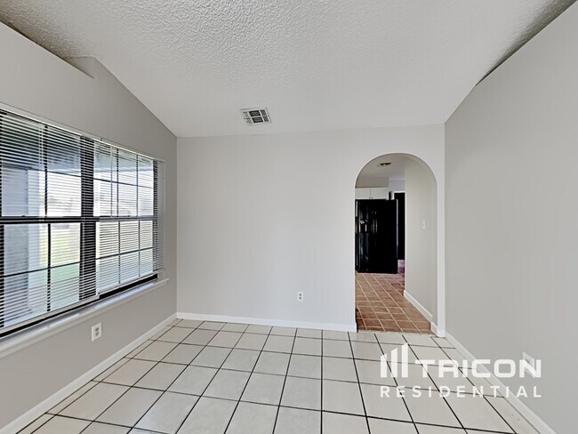 Foto del edificio - 7827 Pepper Cir E