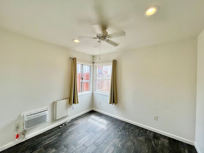 Building Photo - 1bd + Bonus Room Casita with Washer/Dryer ...