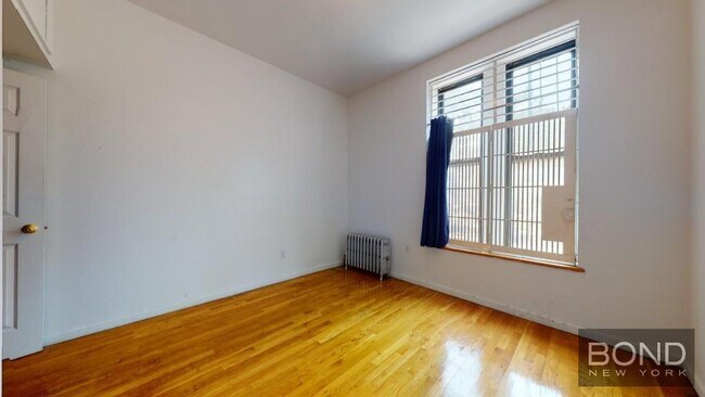 Foto del edificio - 68 E 1st St