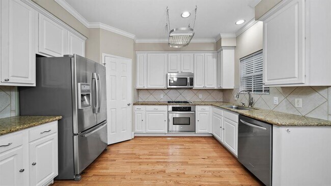 Foto del edificio - 1329 McIlhenny St