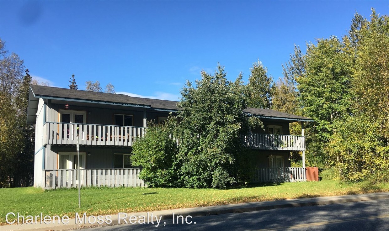 Primary Photo - 1155 E Snohomish Dr