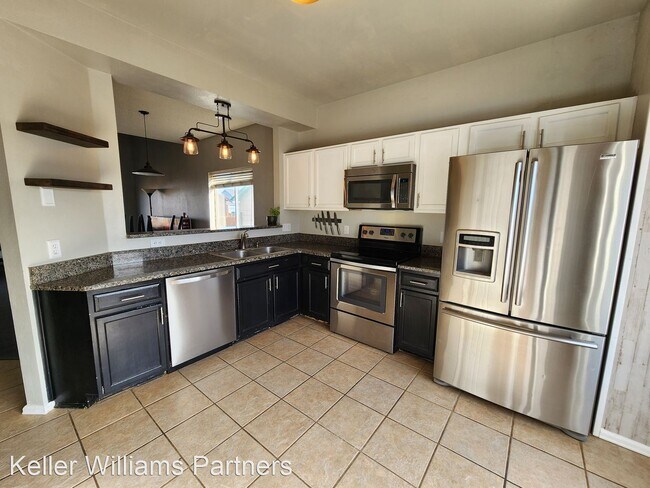 Foto del edificio - 3 br, 3 bath House - 1512 Coolcrest Dr