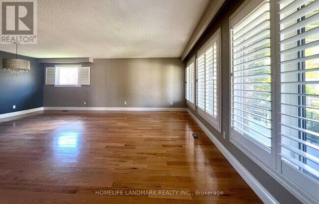 Building Photo - 58 Liebeck Crescent